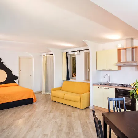 מלון דירות Medea Vacanze 4*