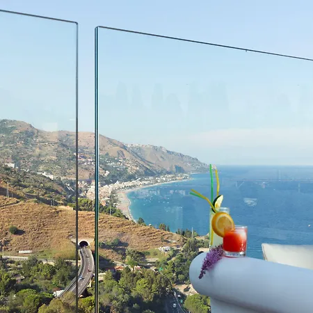 מלון דירות Medea Vacanze טאורמינה