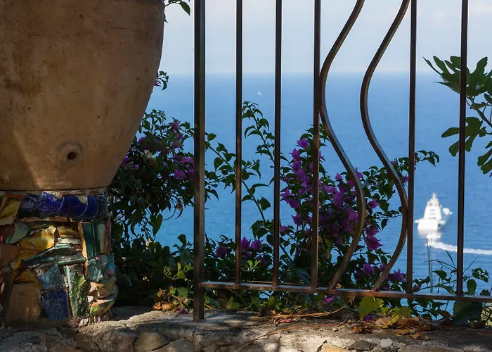 Ξενοδοχείο με διαμερίσματα Medea Vacanze Ταορμίνα
